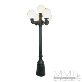Large Lamp Post